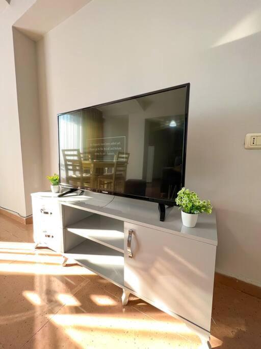 Scanderbeg Square 2Br Apt 티라나 외부 사진